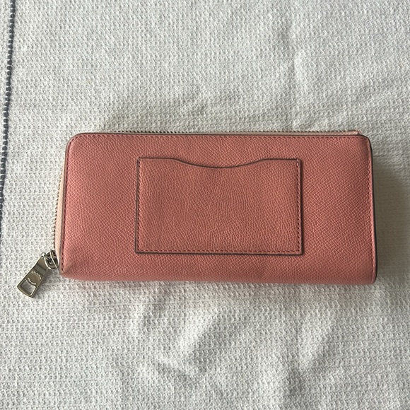 Adorable Pink Coach Wallet - Picture 3 of 6